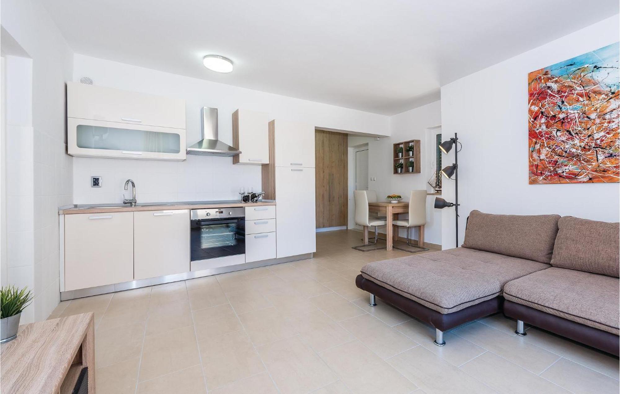 Stunning Home In Betina With Kitchen Экстерьер фото