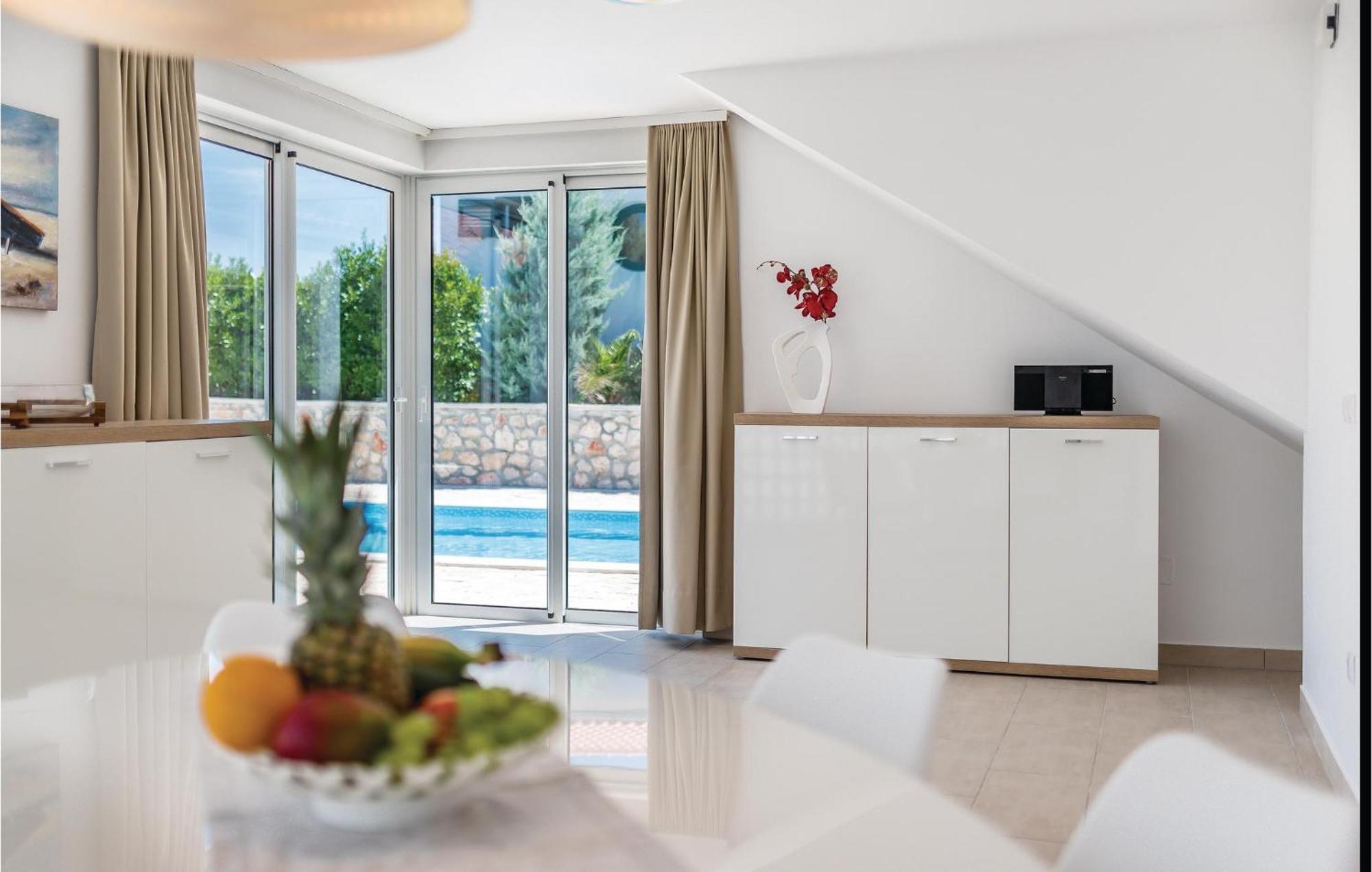 Stunning Home In Betina With Kitchen Экстерьер фото