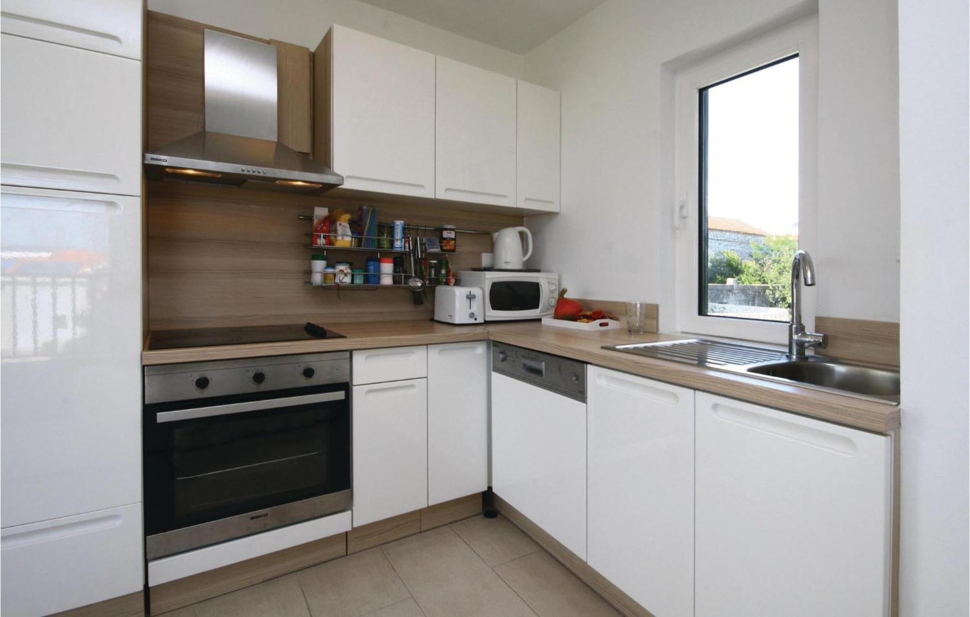Stunning Home In Betina With Kitchen Экстерьер фото